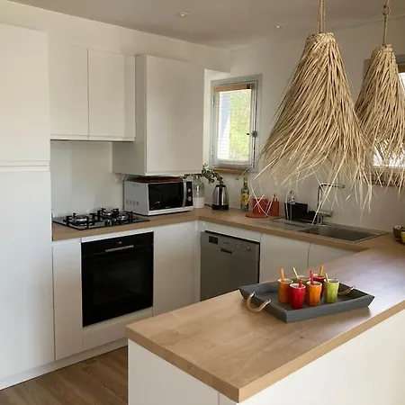 T2 Renove, Tout Equipe La Cime Des Pins + Parking Apartamento *